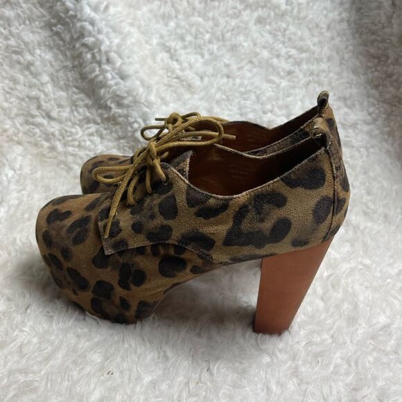Jeffrey Campbell Shoes - Jeffrey Campbell leather suede leopard prints platform heels lace up shoes SZ8.5